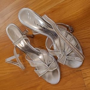 NINA silver strappy high heel sandals with ankle strap size 8.5
